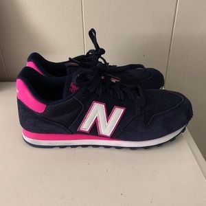 New Balance Tennis Shoes